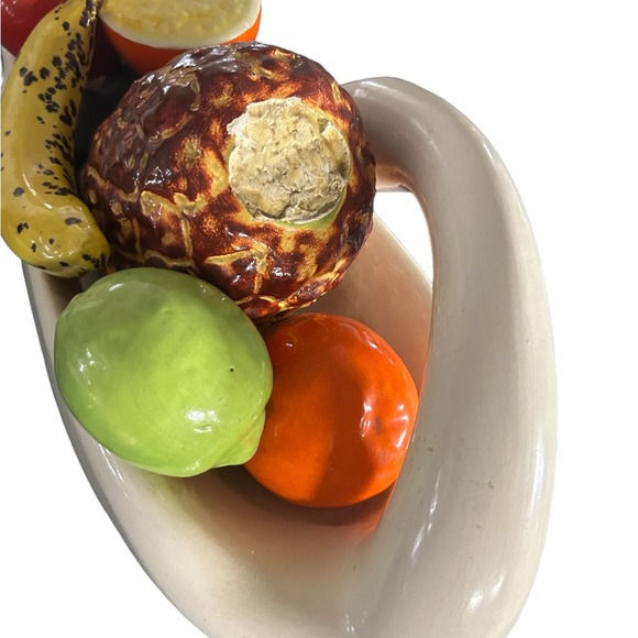 Swan Fruit Centerpiece Table Decor Ceramic Bird Vintage White Flawed Banana Lime - Picture 6 of 7